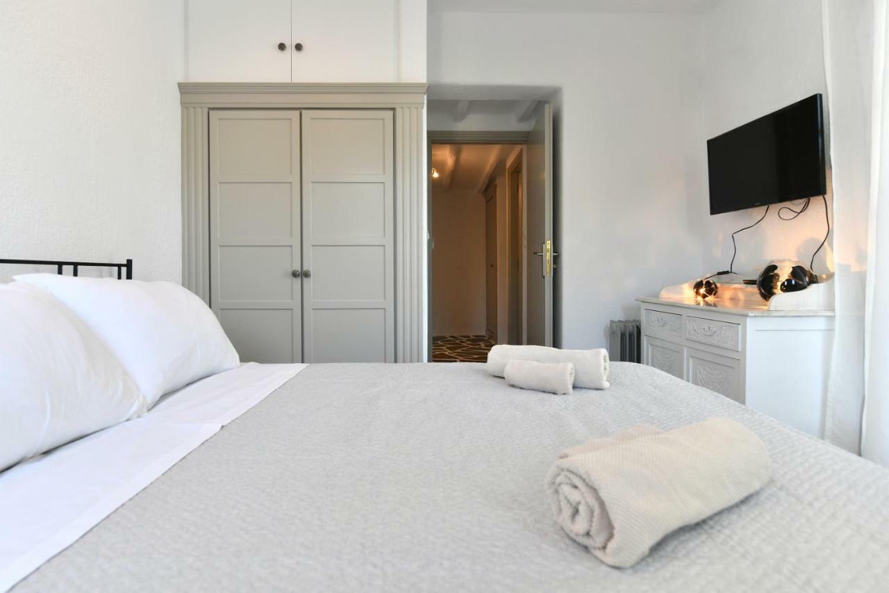 Santa Flora 3 Bedroom House A ParikiaaS Edge Páros Eksteriør billede