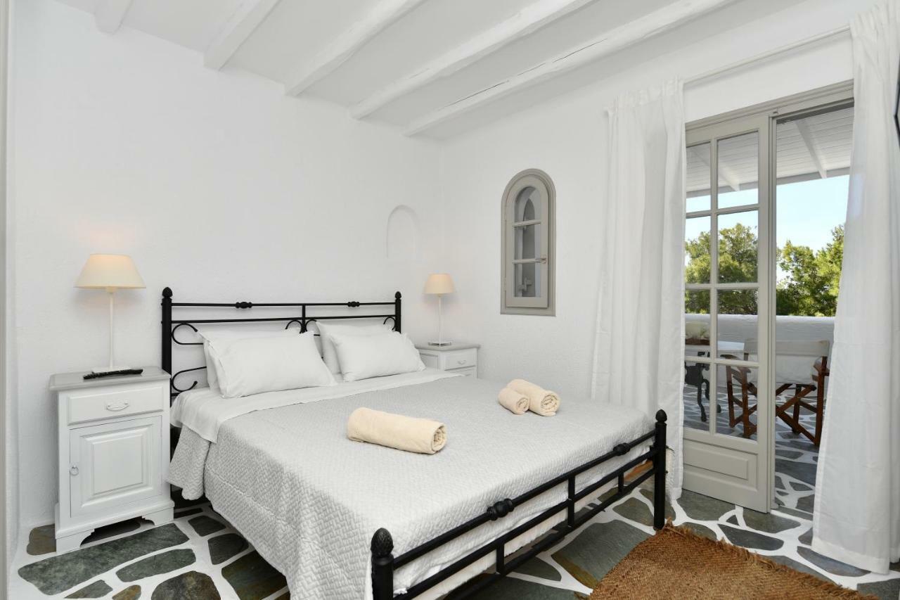 Santa Flora 3 Bedroom House A ParikiaaS Edge Páros Eksteriør billede
